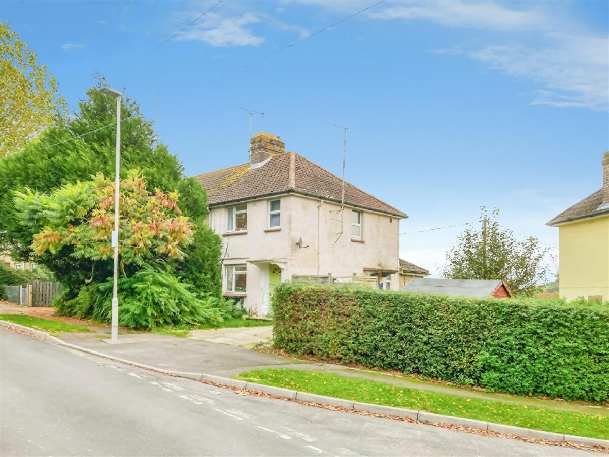 Court Orchard Road, Bridport