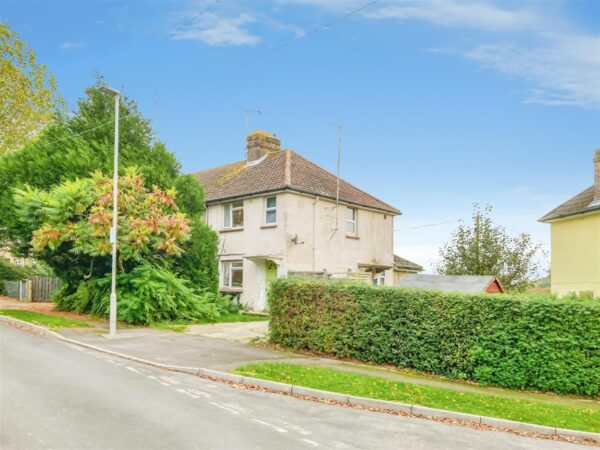 Court Orchard Road, Bridport