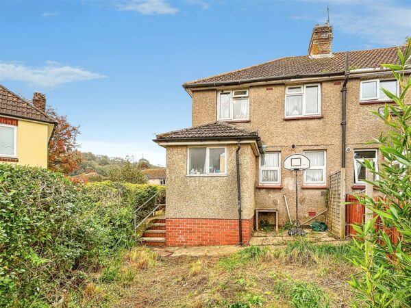 Court Orchard Road, Bridport