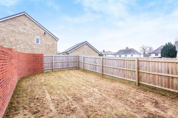 Curlew Close, Axminster