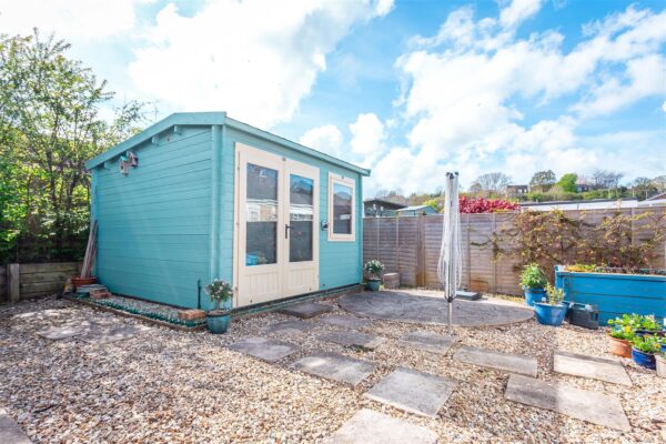 Wellfields Drive, Bridport