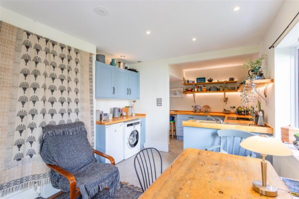 Sparacre Gardens, Bridport