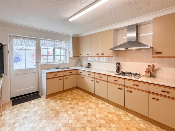 Stuart Way, Bridport