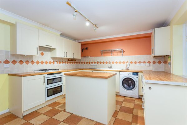 Chard Road, Axminster, Devon