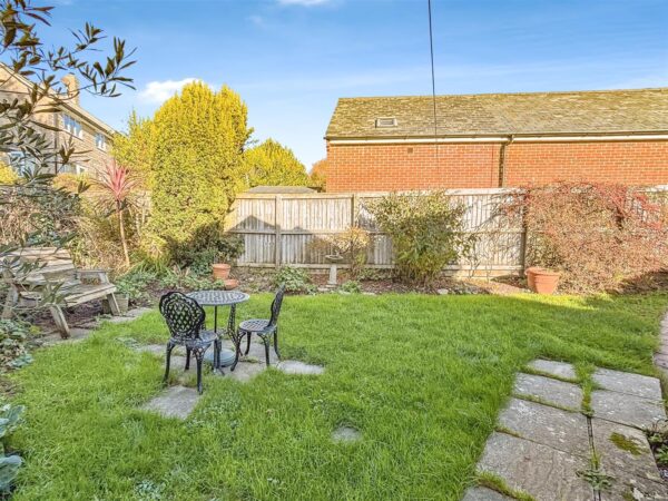 Barges Close, Litton Cheney, Dorchester