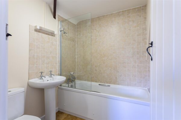 Barges Close, Litton Cheney, Dorchester