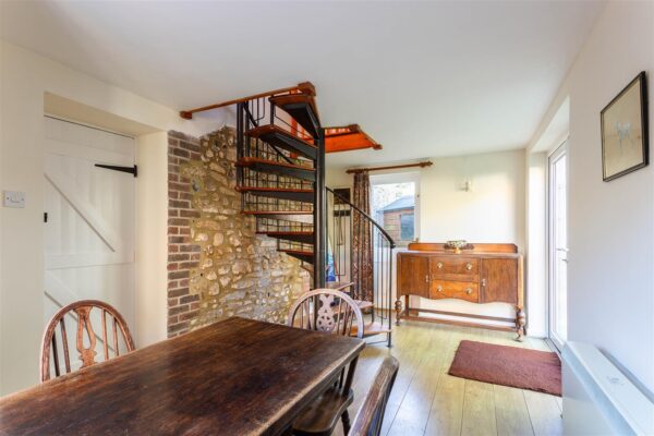 Barges Close, Litton Cheney, Dorchester