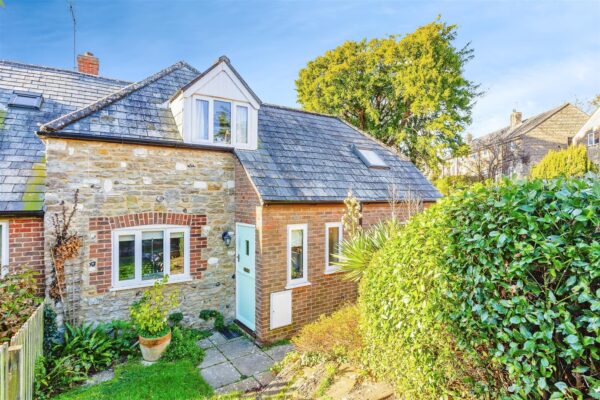 Barges Close, Litton Cheney, Dorchester