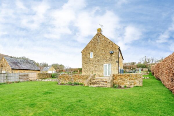 Symondsbury, Bridport