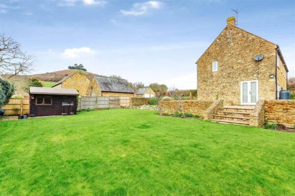 Symondsbury, Bridport