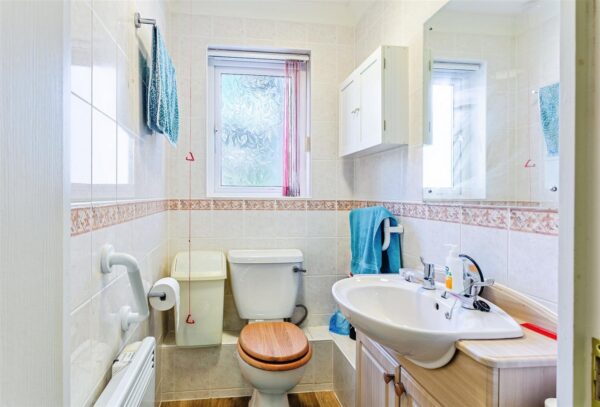 Peelers Court, St Andrews Road, Bridport