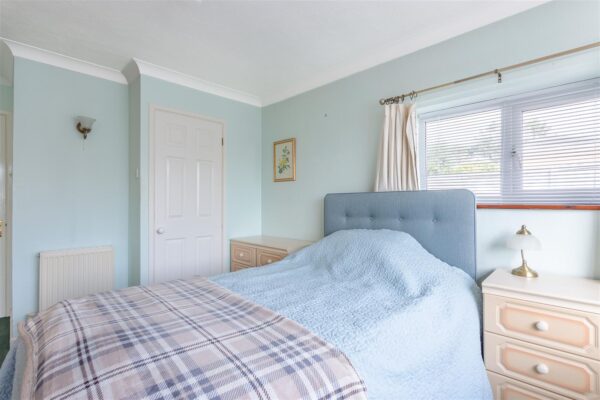 Canterbury Close, Feniton, Honiton