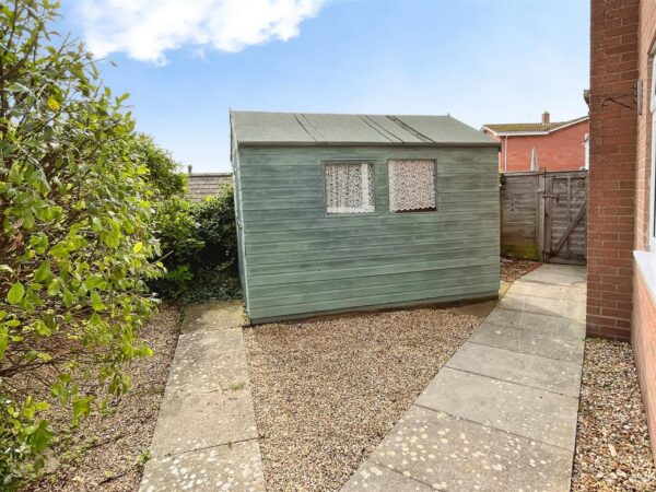 Cordova Gardens, Bridport