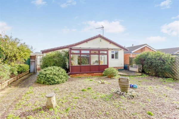 Canterbury Close, Feniton, Honiton