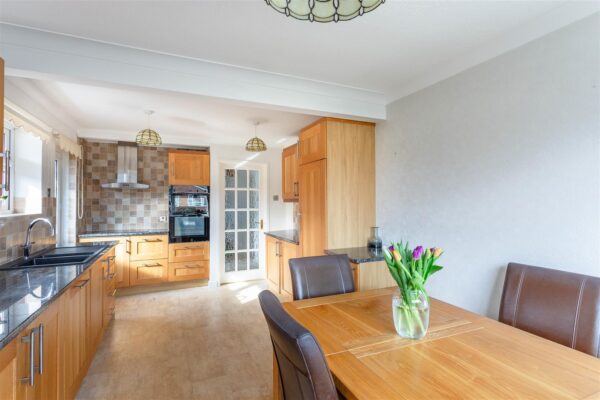 Canterbury Close, Feniton, Honiton