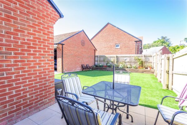 Woodberry Down Way, Lyme Regis