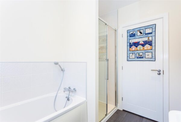 Woodberry Down Way, Lyme Regis