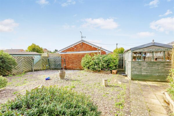 Canterbury Close, Feniton, Honiton