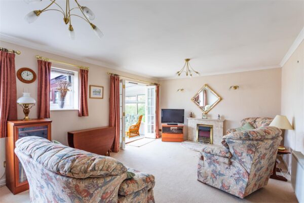 Canterbury Close, Feniton, Honiton