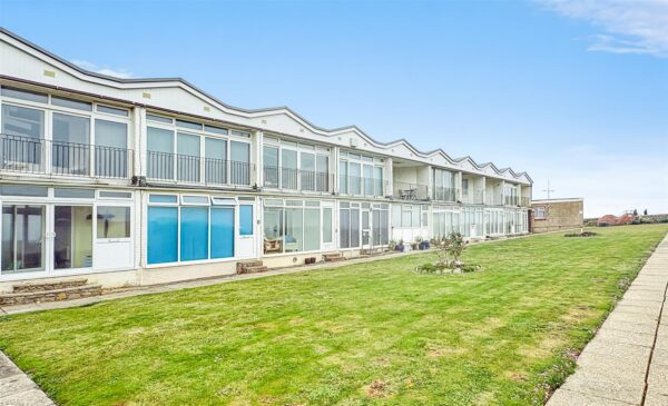 Kingfisher Court, West Bay