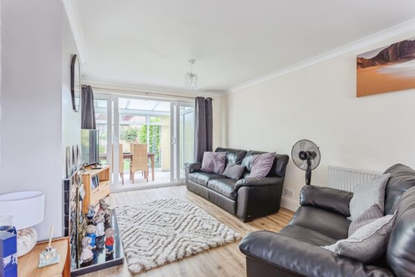 Myrtle Close, Beaminster
