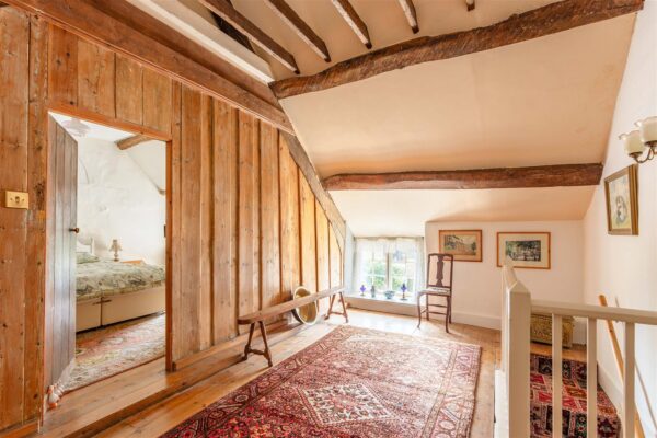 Burton Bradstock, Dorset    For Sale By Auction