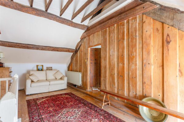 Burton Bradstock, Dorset    For Sale By Auction