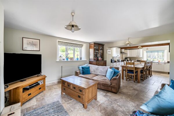 Wootton Fitzpaine ,Nr Bridport