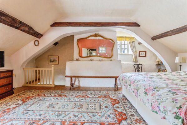 Burton Bradstock, Dorset    For Sale By Auction