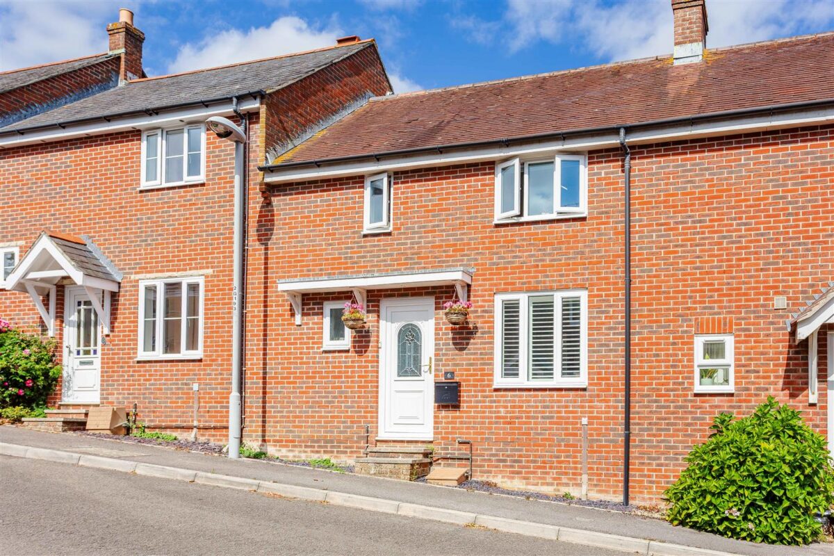 Gundry Road, Bothenhampton, Bridport