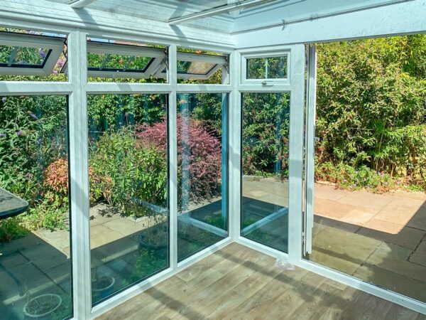 Holly Grove, Crewkerne