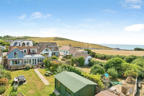 Beach Road, Burton Bradstock