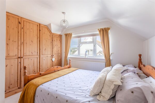 Beach Road, Burton Bradstock