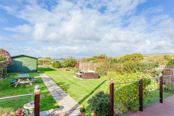 Beach Road, Burton Bradstock