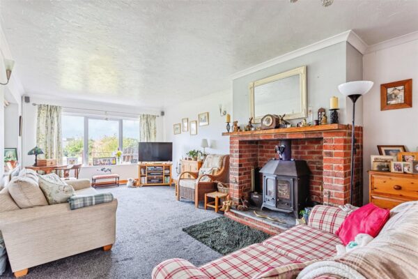 Beach Road, Burton Bradstock